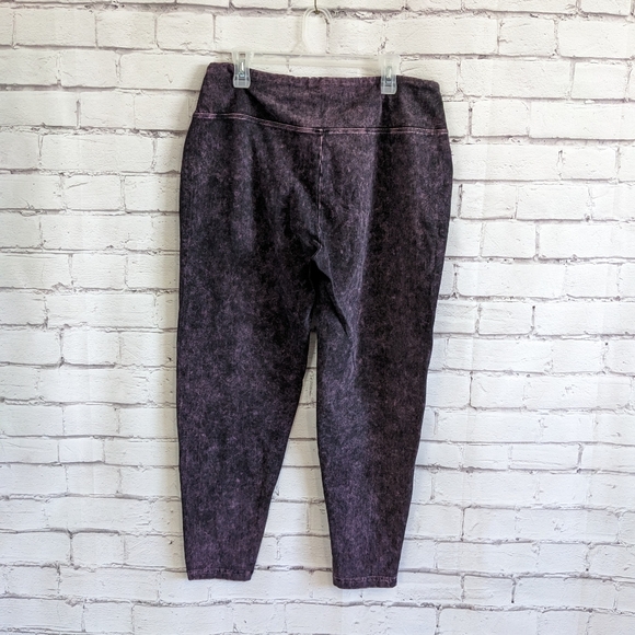 ZENANA Moto Mineral Acid Wash Cotton Spandex Leggings - Picture 5 of 10